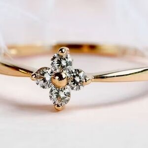 Gold Four-Stone Clover Ring with Clear Stones - Unbranded
